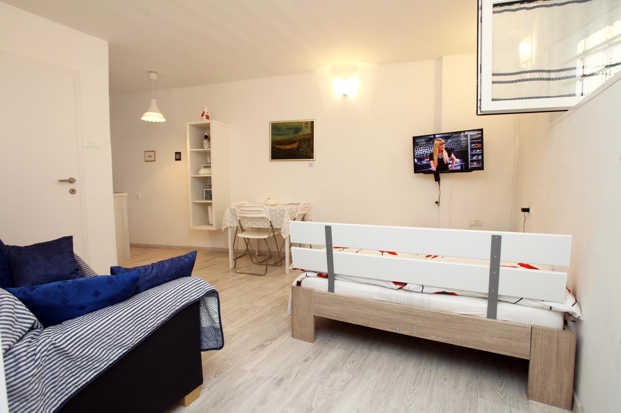 Apartma Mery Piran Exterior photo
